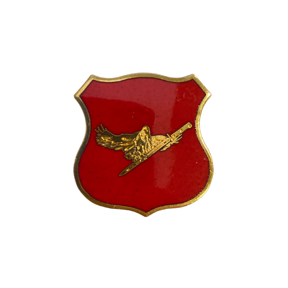 Piocha Escudo de Arma Roja